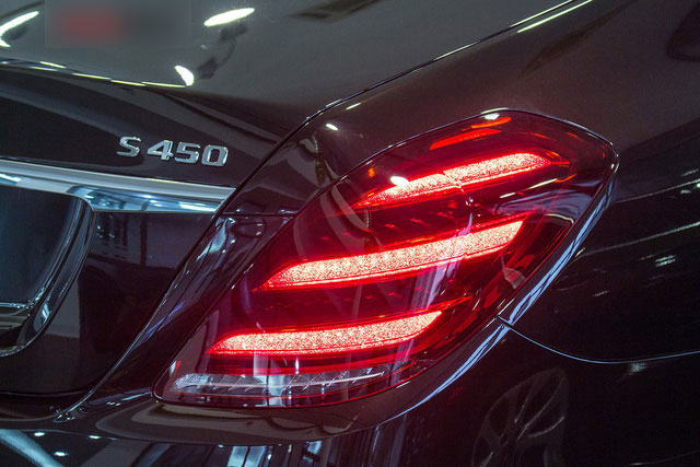 Cận cảnh Mercedes-Maybach S450 2018 - Sedan siêu sang giá 7,219 tỷ đồng